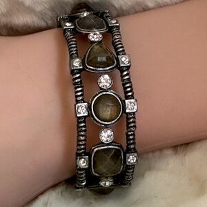 NWOT!!! Lia Sophia Stretch Bracelet
